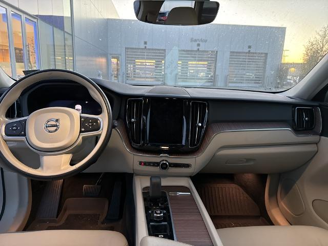 2022 Volvo XC60 Vehicle Photo in Grapevine, TX 76051