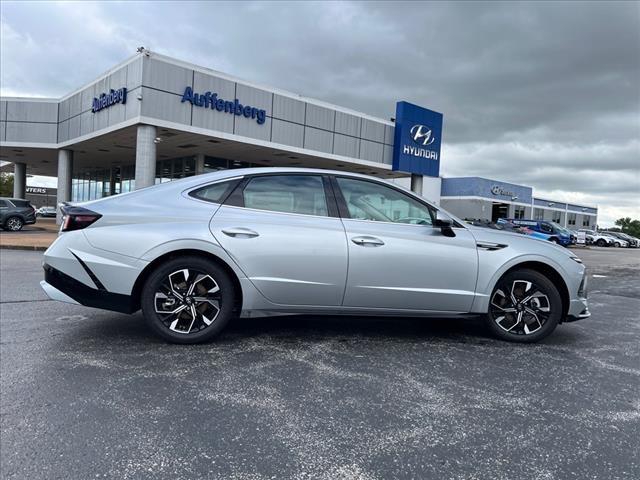 2024 Hyundai SONATA Vehicle Photo in Shiloh, IL 62269