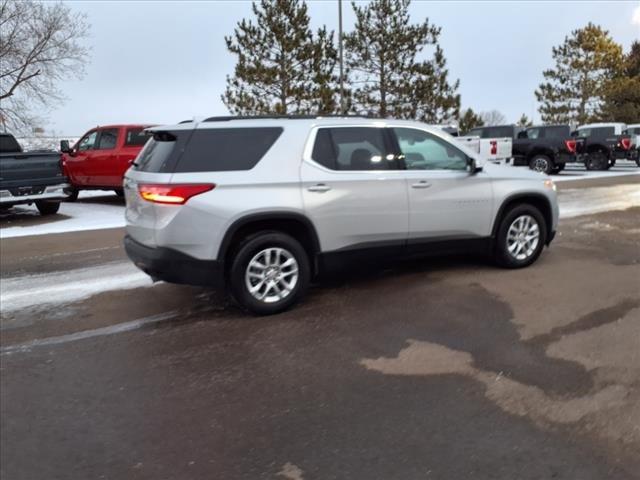 2021 Chevrolet Traverse 1LT photo 3