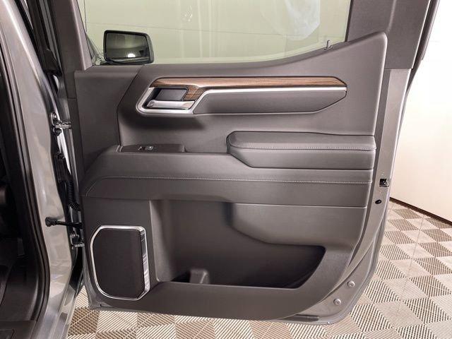 2025 Chevrolet Silverado 1500 Vehicle Photo in PHOENIX, AZ 85014-3381