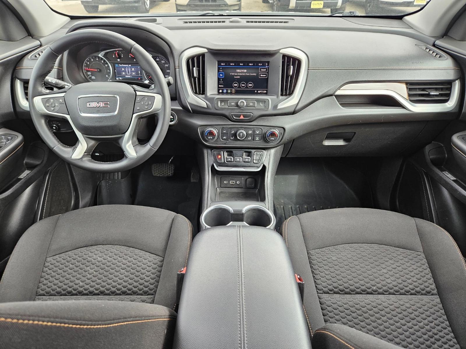 2020 GMC Terrain Vehicle Photo in Seguin, TX 78155