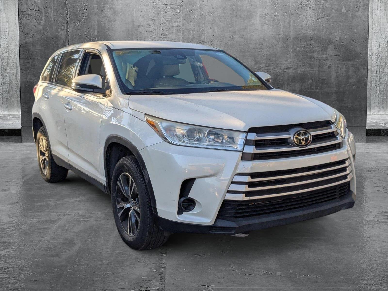 2019 Toyota Highlander Vehicle Photo in MIAMI, FL 33134-2699