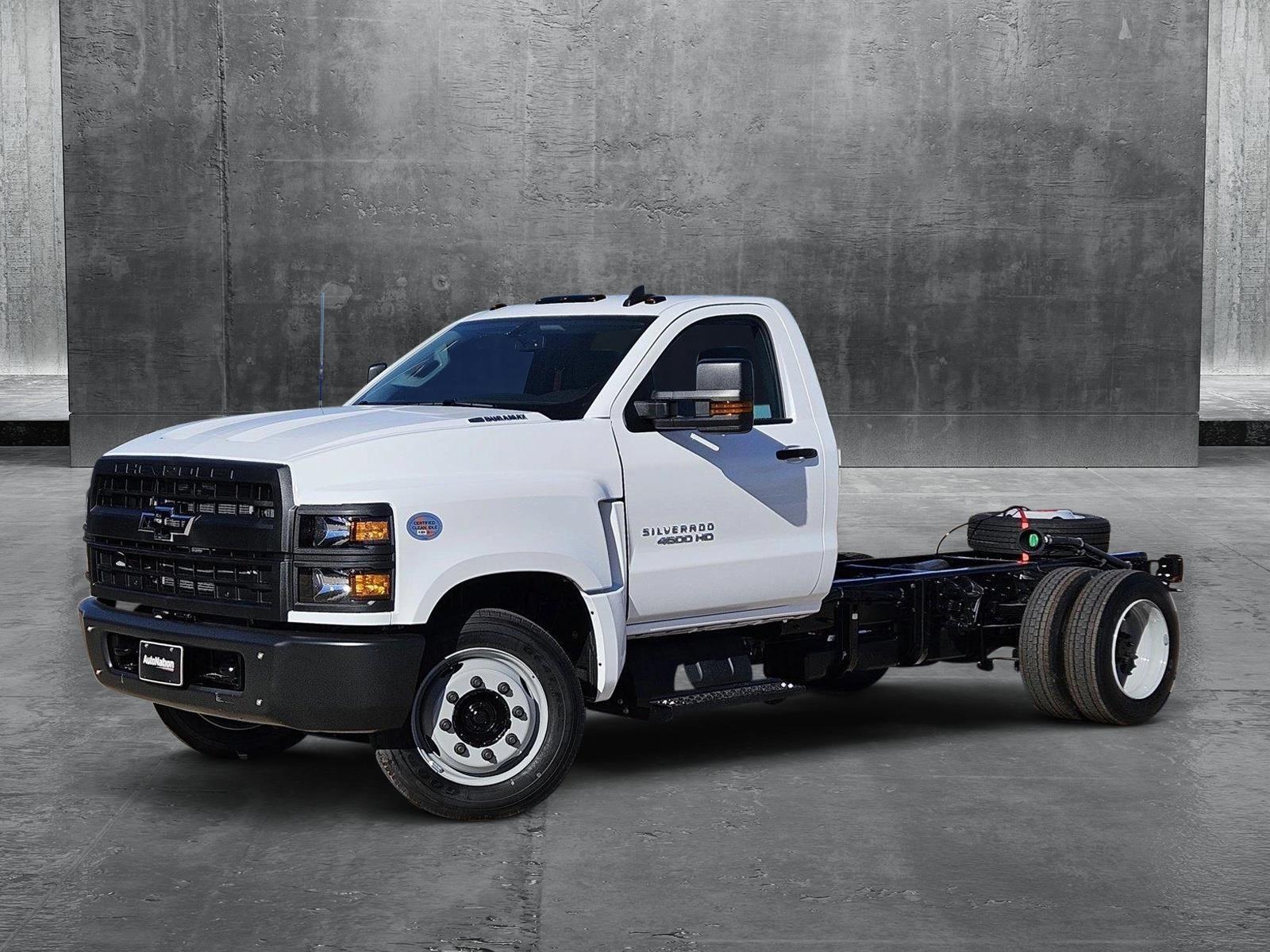 2024 Chevrolet Silverado 4500 HD Vehicle Photo in AMARILLO, TX 79103-4111