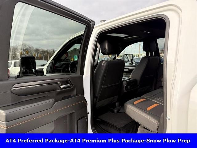 2024 GMC Sierra 3500 HD Vehicle Photo in CHICOPEE, MA 01020-5001