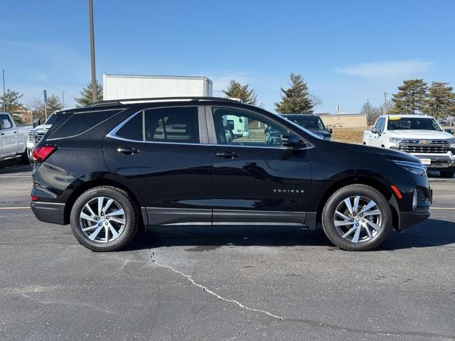 2022 Chevrolet Equinox Vehicle Photo in COLUMBIA, MO 65203-3903