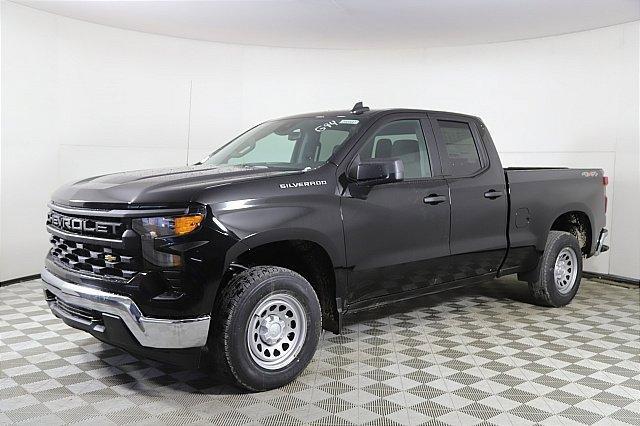 2025 Chevrolet Silverado 1500 Vehicle Photo in MEDINA, OH 44256-9001