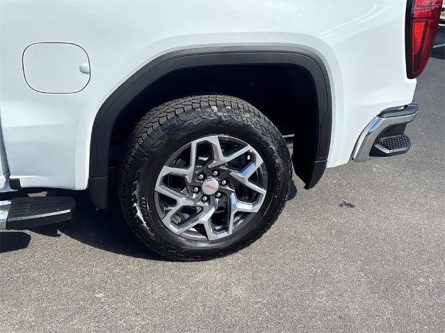 2024 GMC Sierra 1500 Vehicle Photo in ALBERTVILLE, AL 35950-0246