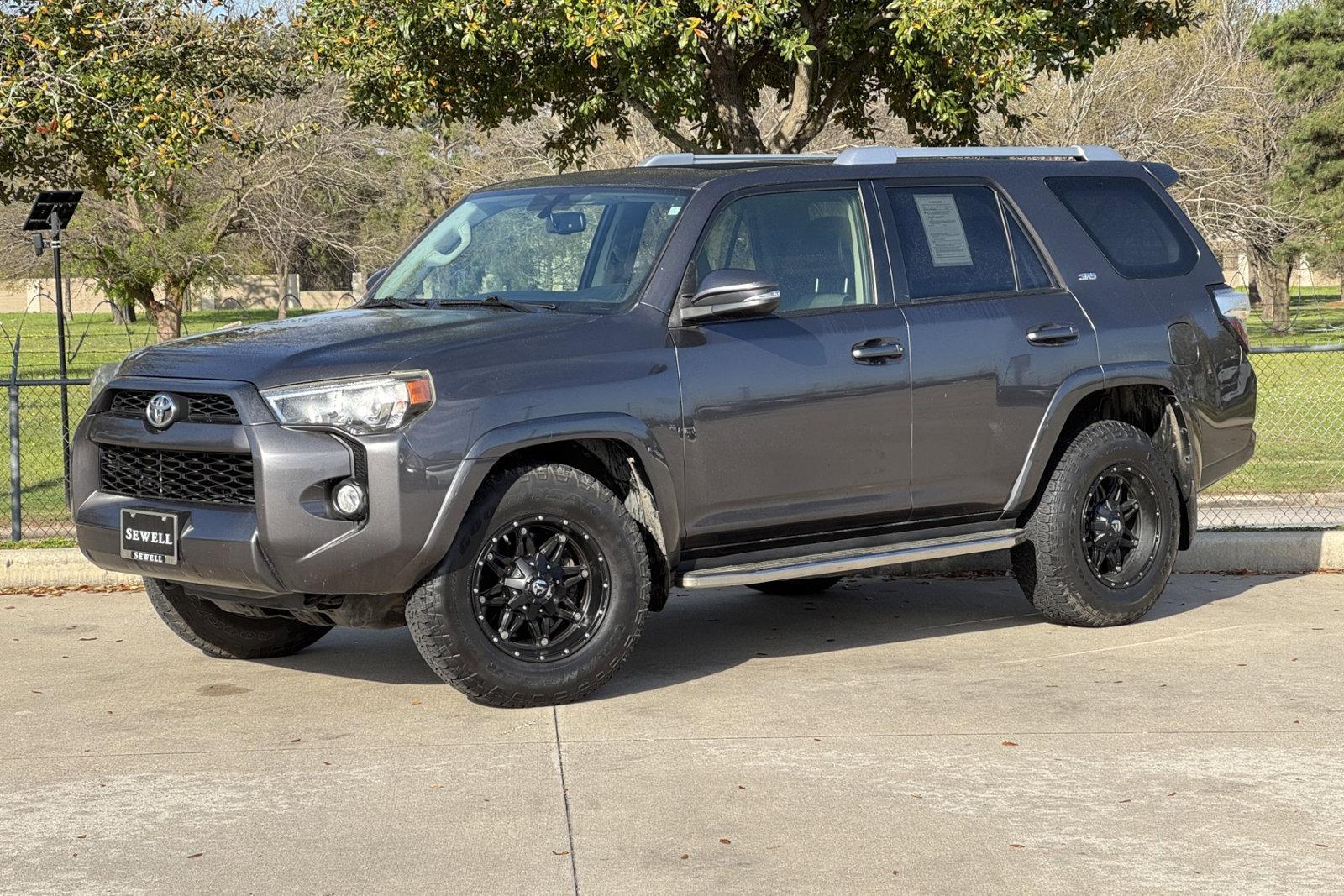 2016 Toyota 4Runner Vehicle Photo in Houston, TX 77090