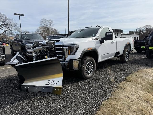 2025 GMC Sierra 3500HD Vehicle Photo in CHICOPEE, MA 01020-5001