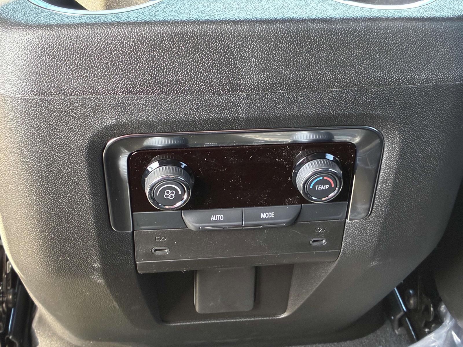 2025 Chevrolet Tahoe Vehicle Photo in LOS ANGELES, CA 90007-3794