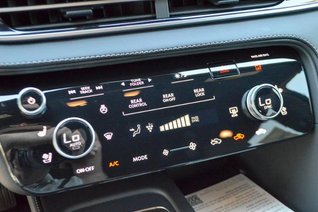 2025 INFINITI QX60 Vehicle Photo in Houston, TX 77090