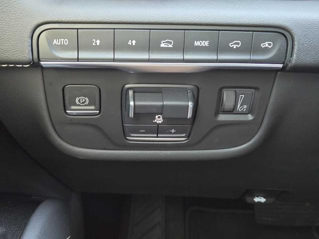 2022 Cadillac Escalade Vehicle Photo in DENTON, TX 76210-9321