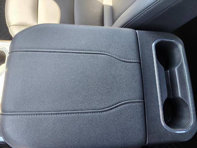 2023 Chevrolet Silverado 1500 Vehicle Photo in GREEN BAY, WI 54304-5303