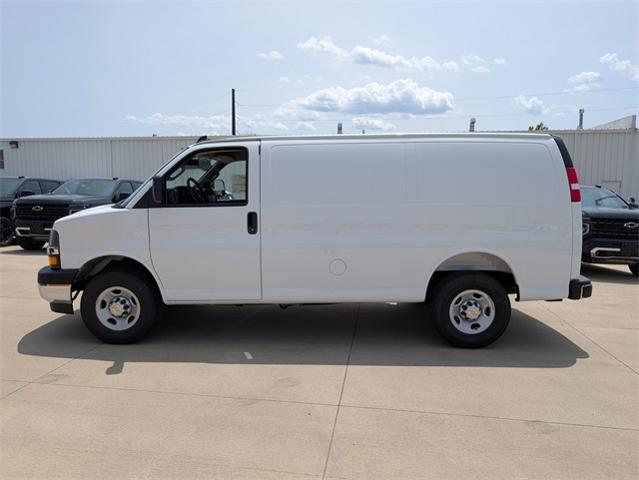 2025 Chevrolet Silverado 3500 HD CC Vehicle Photo in ENGLEWOOD, CO 80113-6708