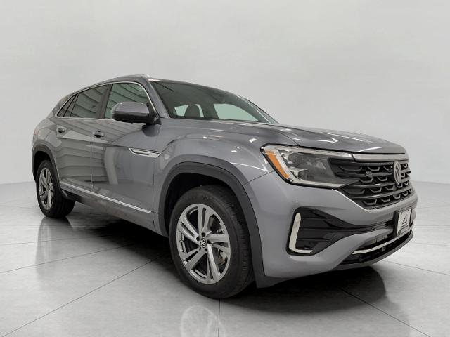 2024 Volkswagen Atlas Cross Sport Vehicle Photo in Oshkosh, WI 54904