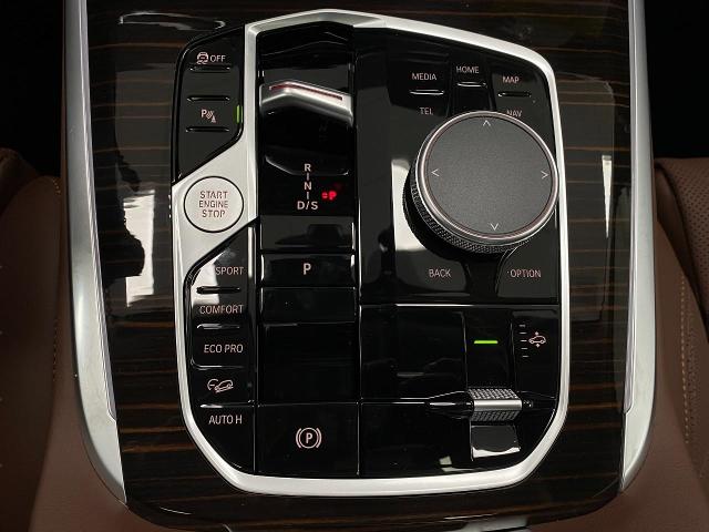 2026 BMW X7 xDrive40i Vehicle Photo in Appleton, WI 54913