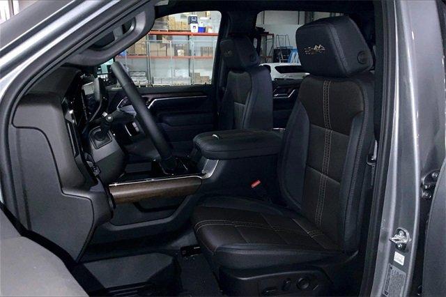 2025 Chevrolet Silverado 2500 HD Vehicle Photo in KANSAS CITY, MO 64114-4502