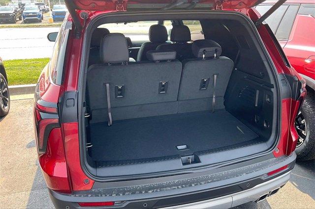 2025 Chevrolet Traverse Vehicle Photo in TOPEKA, KS 66609-0000