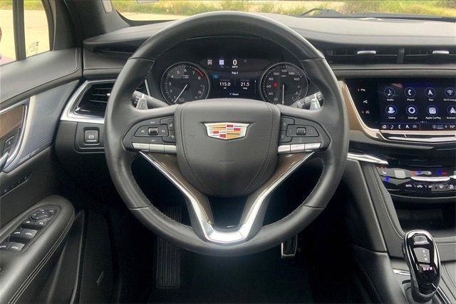 2024 Cadillac XT6 Vehicle Photo in TOPEKA, KS 66609-0000