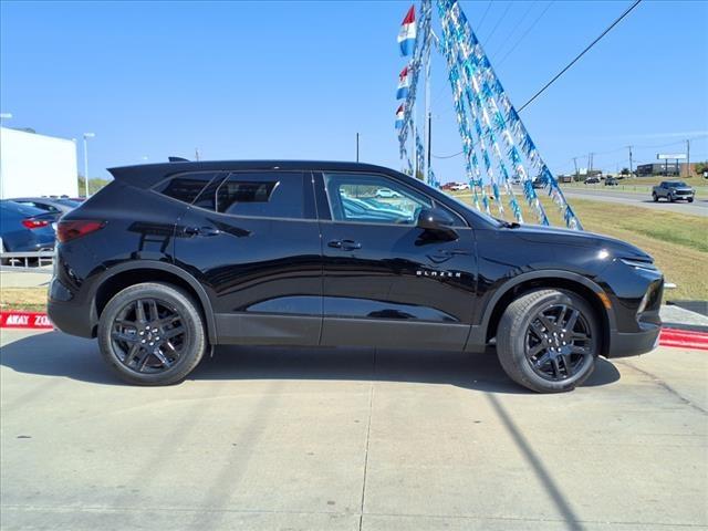 2025 Chevrolet Blazer Vehicle Photo in ELGIN, TX 78621-4245