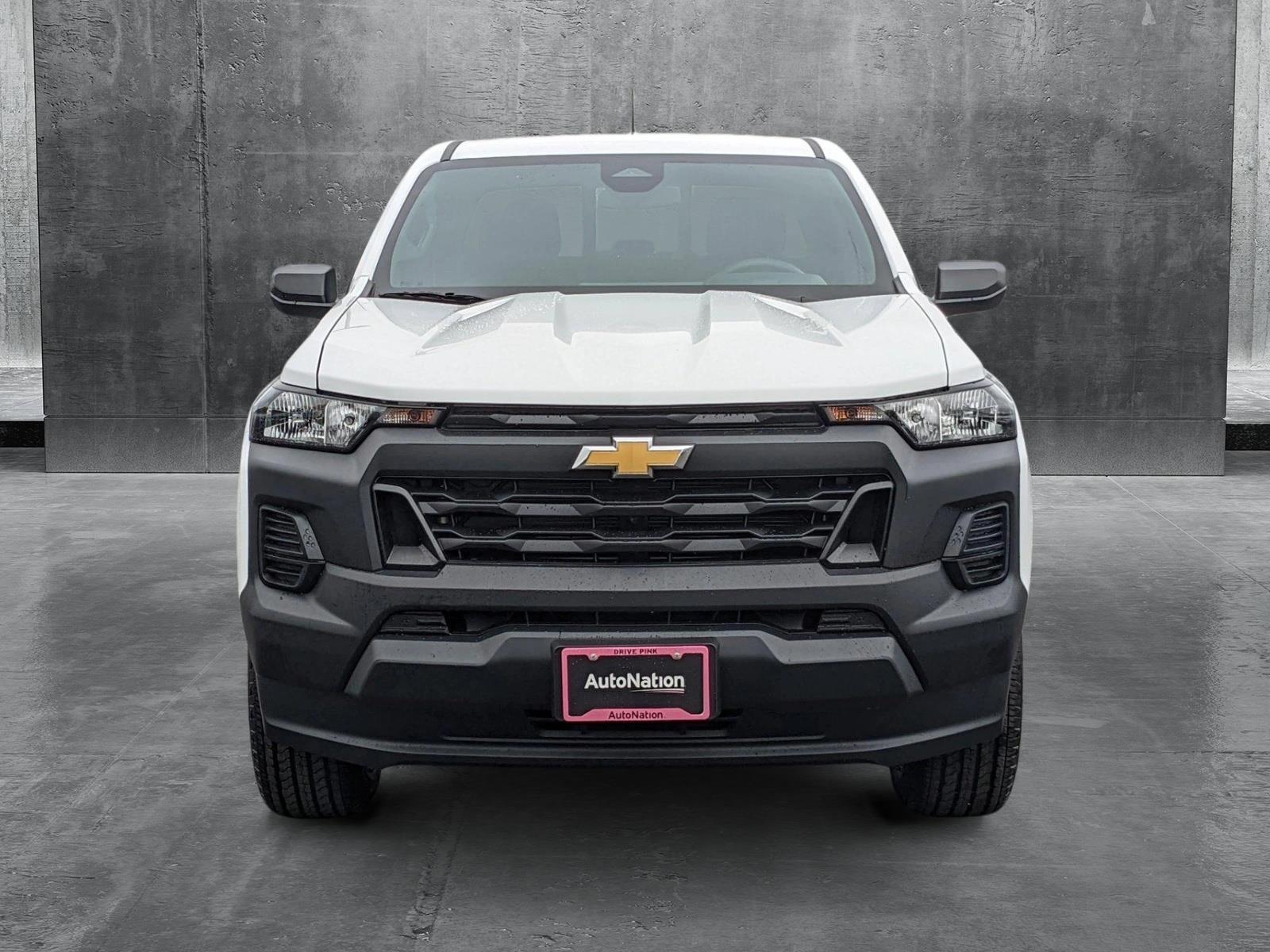 2024 Chevrolet Colorado Vehicle Photo in VALENCIA, CA 91355-1705