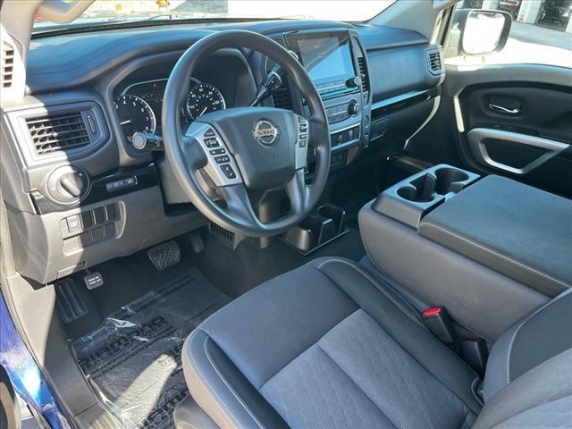 2022 Nissan Titan Vehicle Photo in TAMPA, FL 33612-3404