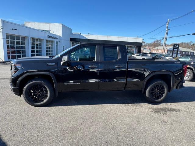 2025 GMC Sierra 1500 Vehicle Photo in LOWELL, MA 01852-4336