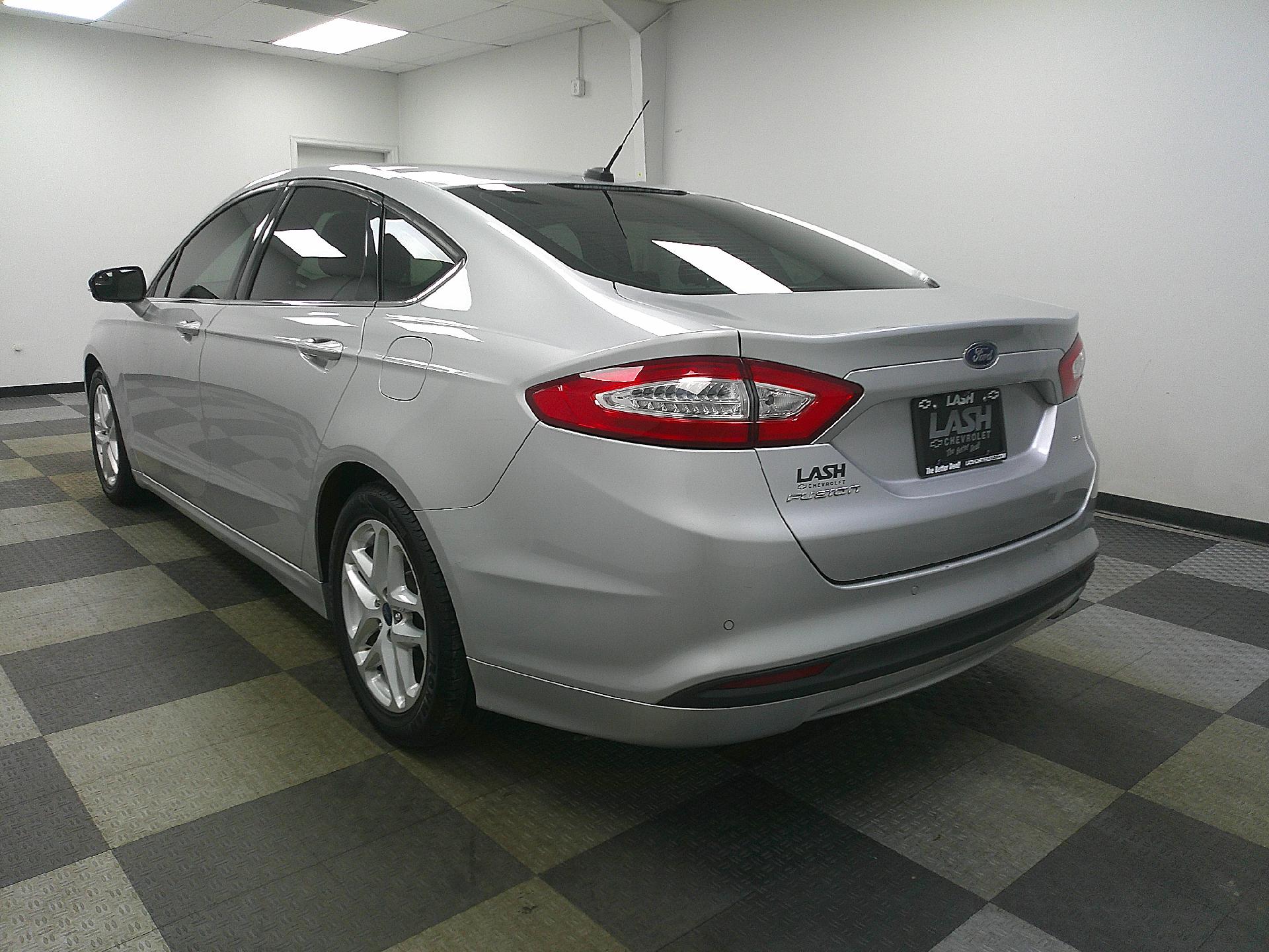 Used 2016 Ford Fusion SE with VIN 1FA6P0H72G5124152 for sale in Johnstown, OH