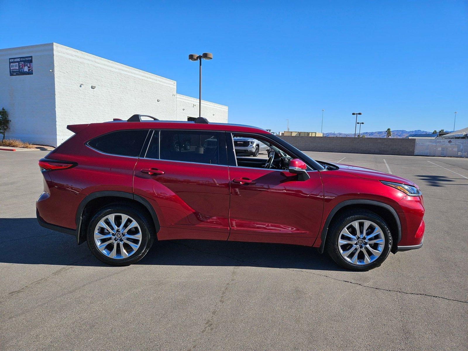 2023 Toyota Highlander Vehicle Photo in HENDERSON, NV 89014-6702