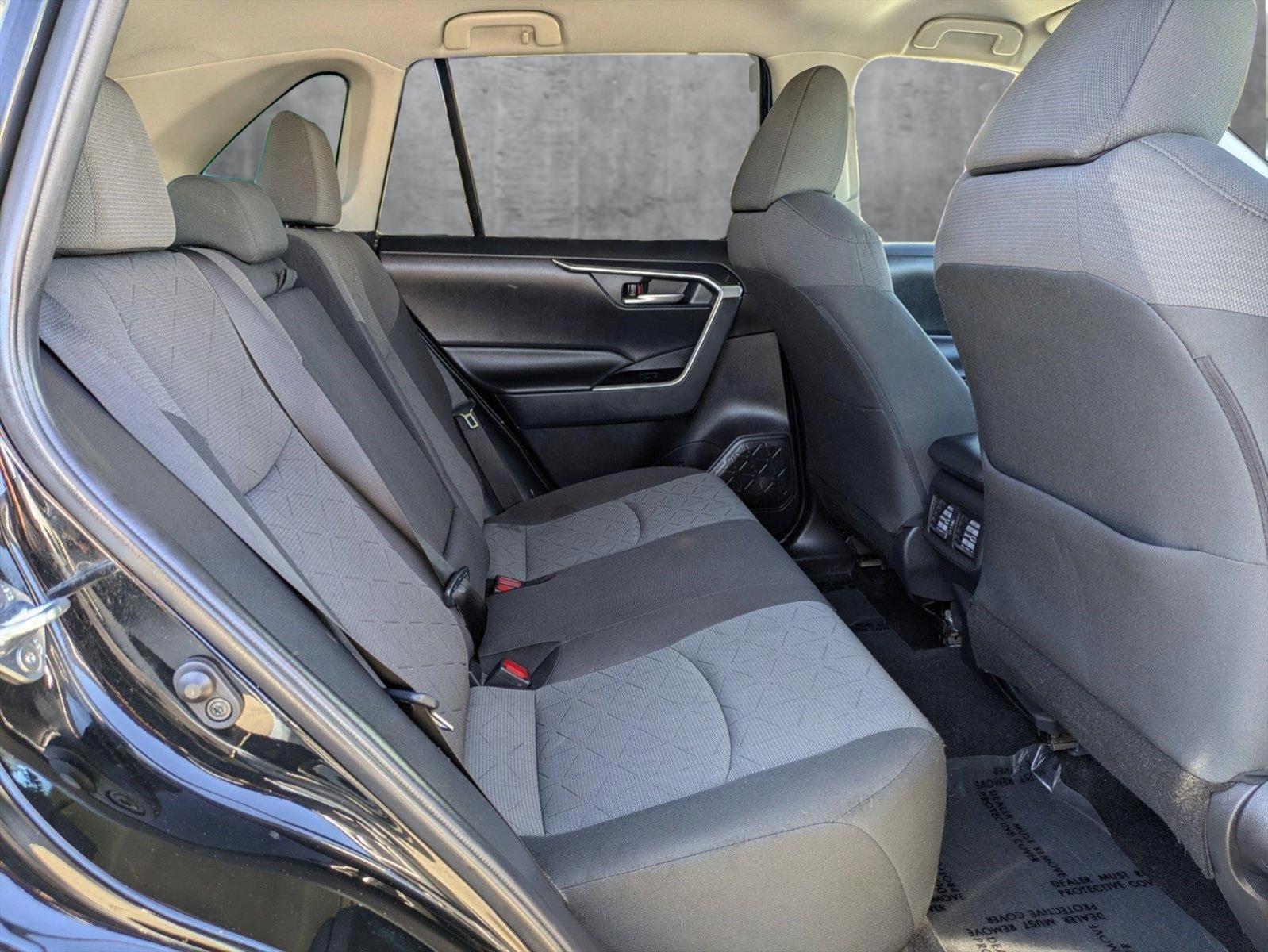 2020 Toyota RAV4 Vehicle Photo in Tustin, CA 92782