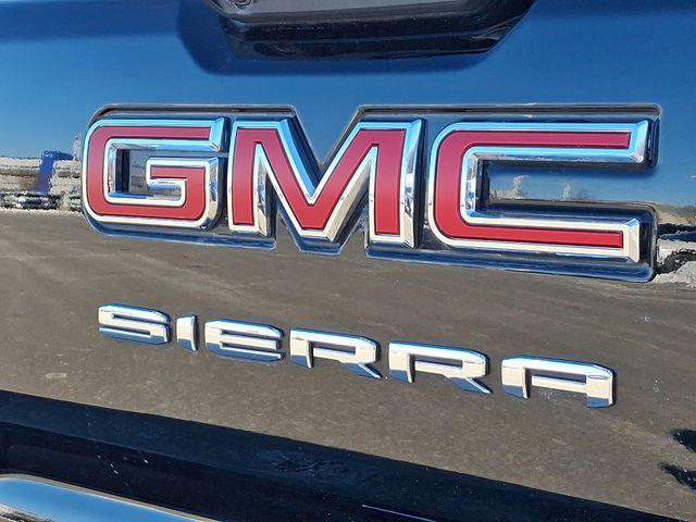 2024 GMC Sierra 1500 Vehicle Photo in WATERTOWN, CT 06795-3318
