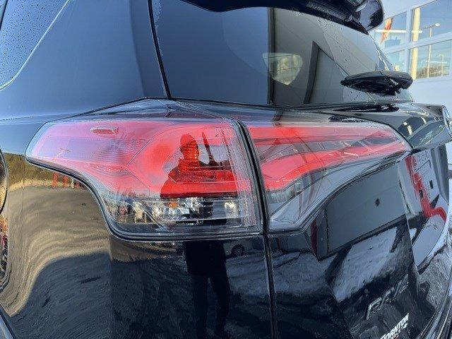 2018 Toyota RAV4 Vehicle Photo in Mechanicsburg, PA 17050-1707