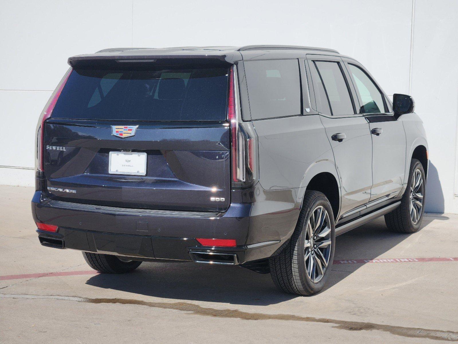 2024 Cadillac Escalade Vehicle Photo in HOUSTON, TX 77079-1502