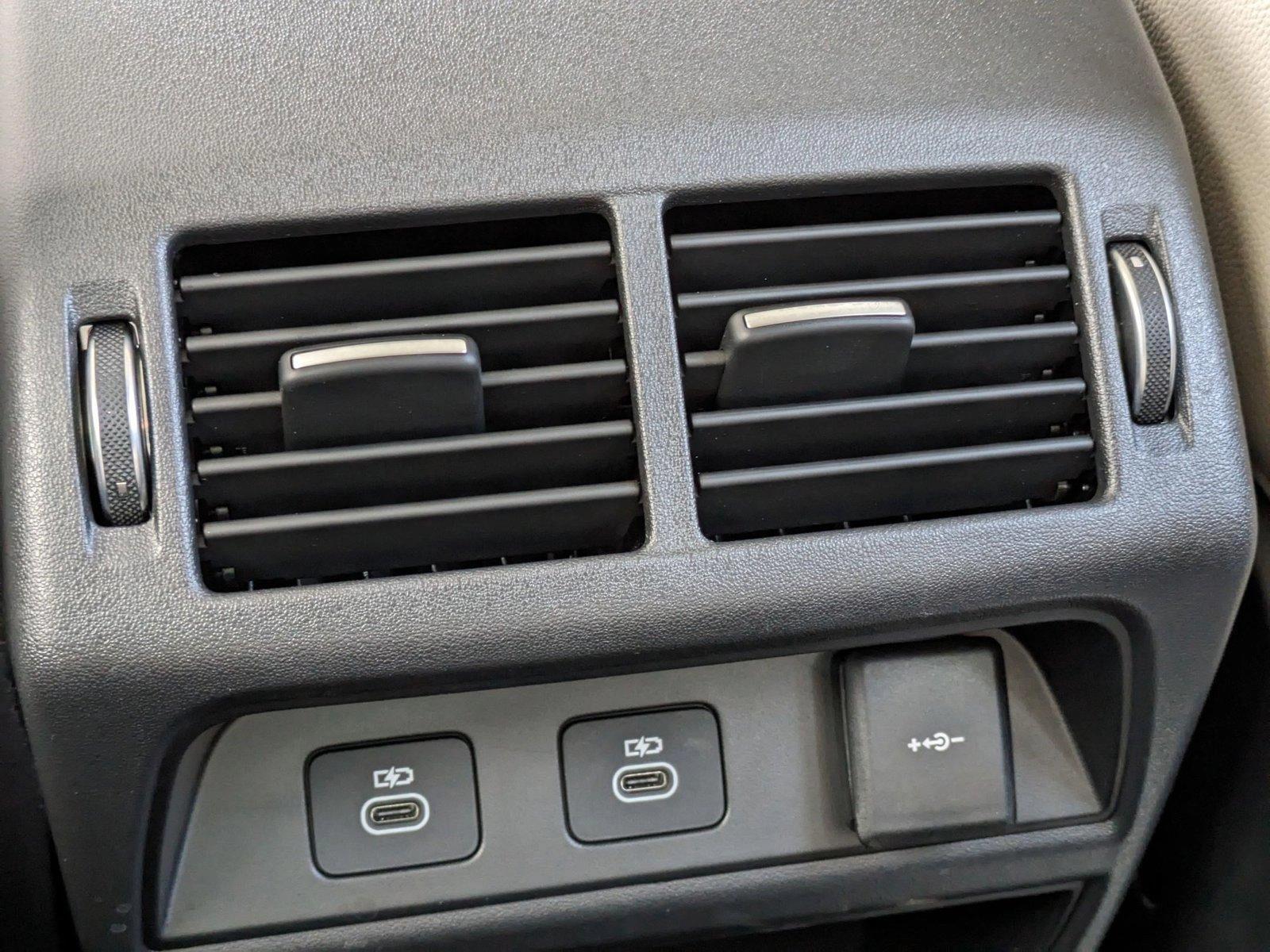 2025 Land Rover Discovery Sport Vehicle Photo in Bethesda, MD 20852