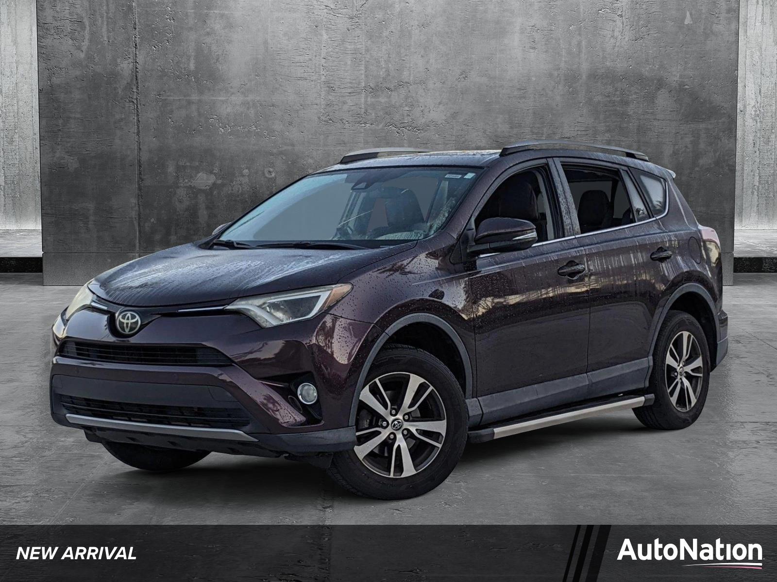 2017 Toyota RAV4 Vehicle Photo in Davie, FL 33331
