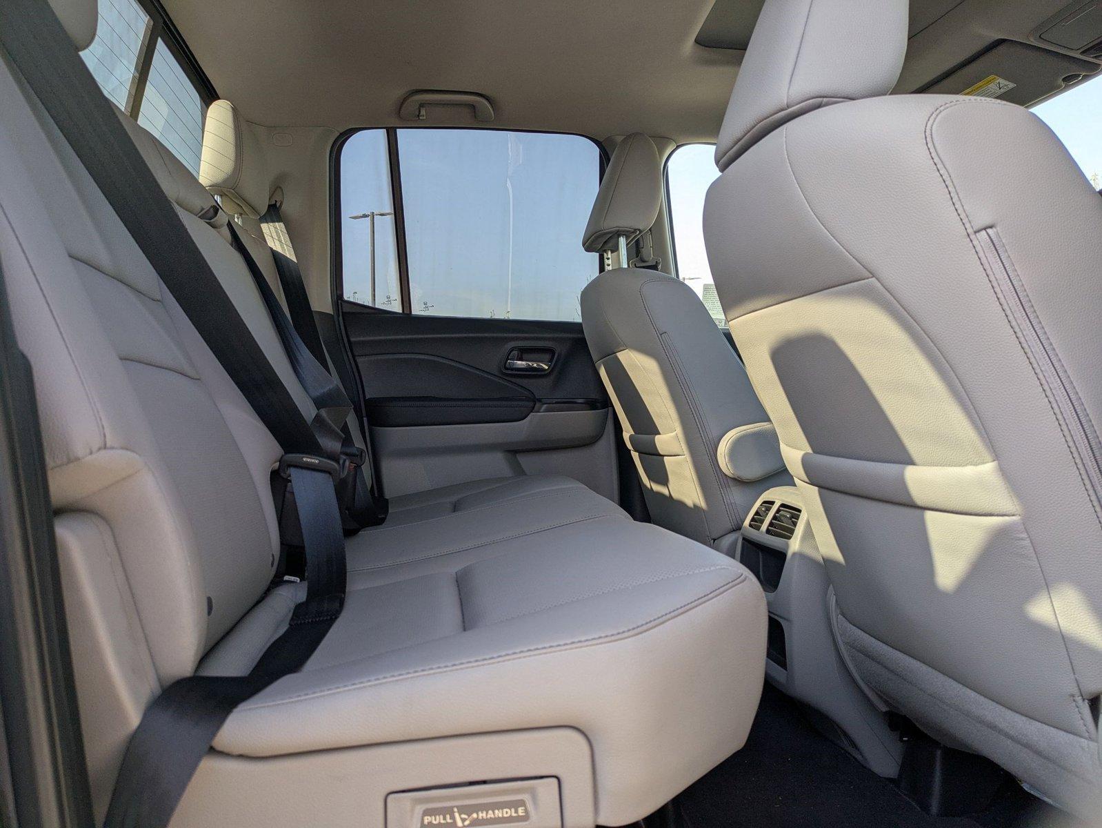 2023 Honda Ridgeline Vehicle Photo in Valencia, CA 91355