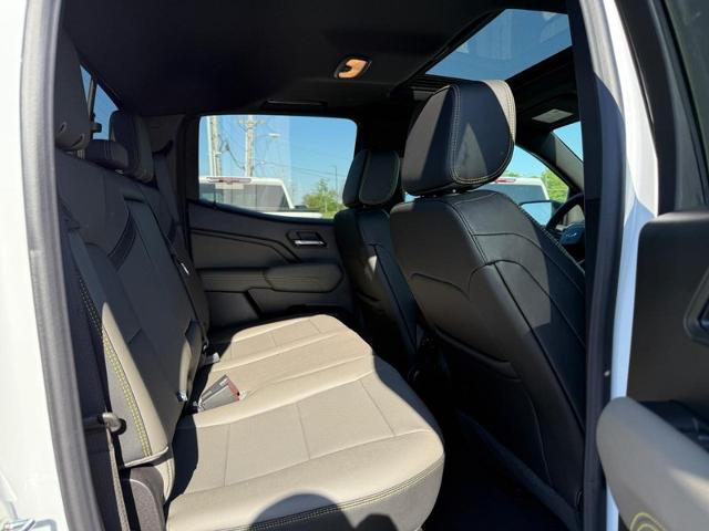 2025 Chevrolet Colorado Vehicle Photo in COLUMBIA, MO 65203-3903