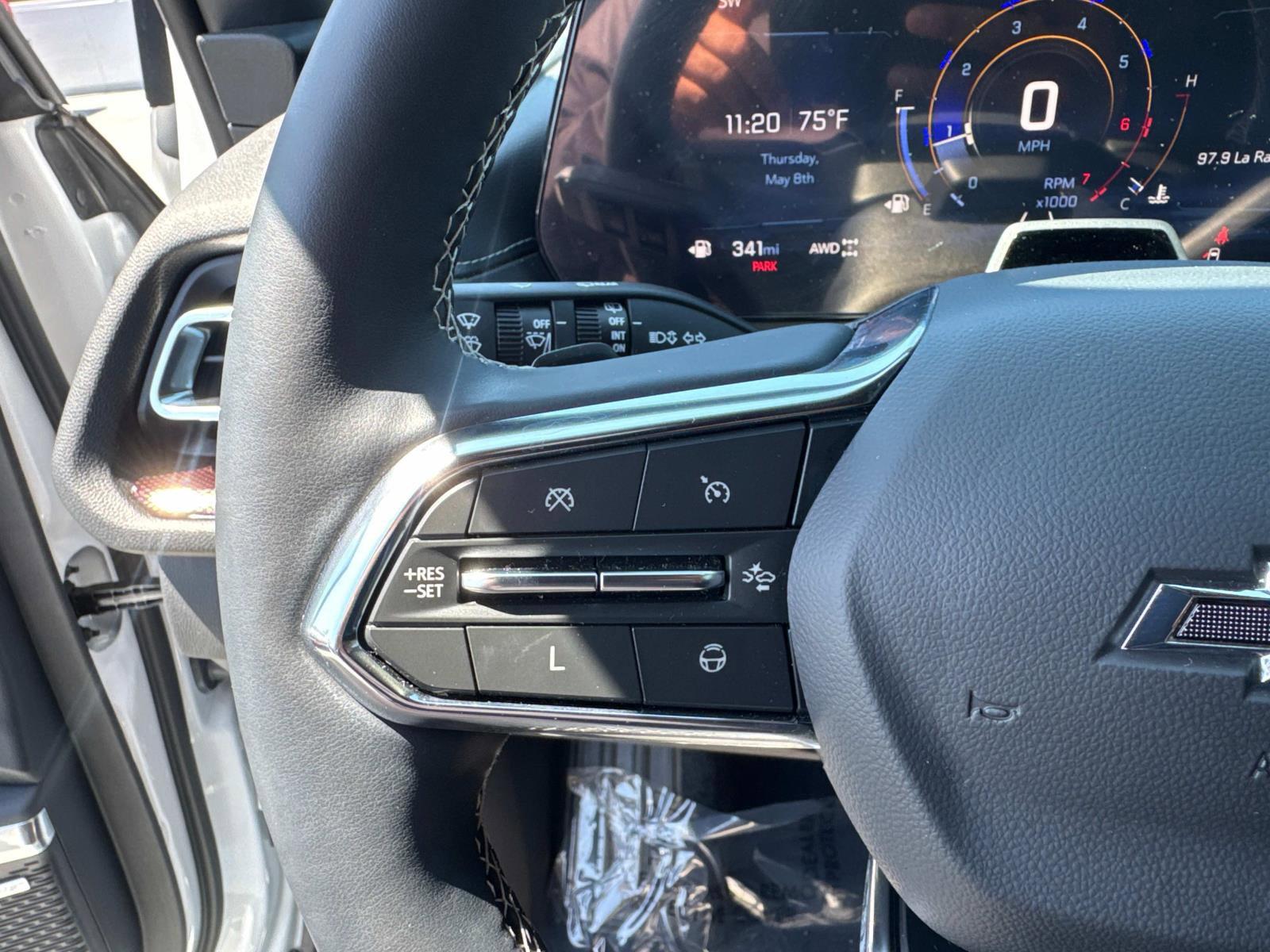 2024 Chevrolet Traverse Vehicle Photo in LOS ANGELES, CA 90007-3794