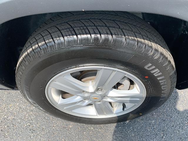 2022 Chevrolet Trax Vehicle Photo in MOON TOWNSHIP, PA 15108-2571