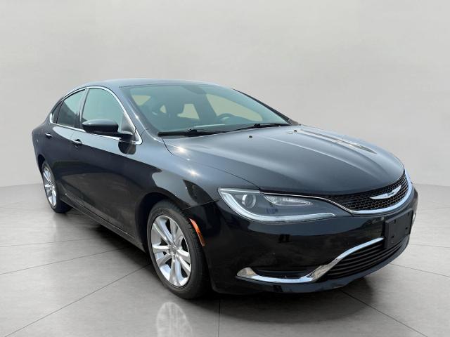 2016 Chrysler 200 Vehicle Photo in Neenah, WI 54956