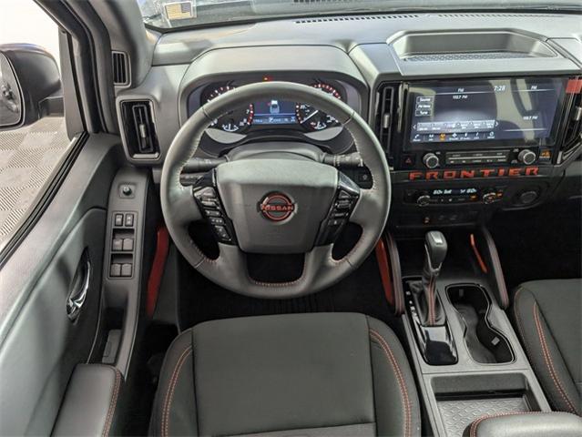 2025 Nissan Frontier Vehicle Photo in ENGLEWOOD, CO 80113-6708