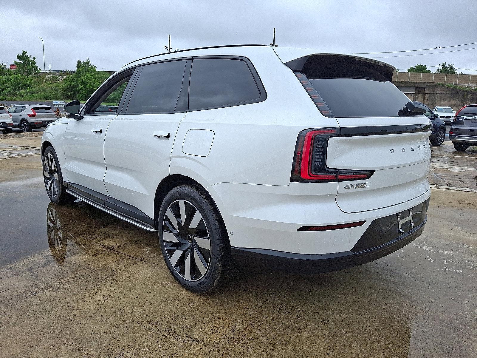 2025 Volvo EX90 Vehicle Photo in Trevose, PA 19053