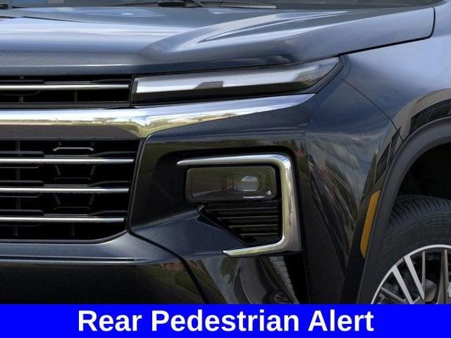 2025 Chevrolet Traverse Vehicle Photo in BROCKTON, MA 02301-7113
