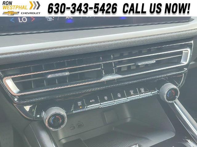 2025 Chevrolet Traverse Vehicle Photo in AURORA, IL 60503-9326