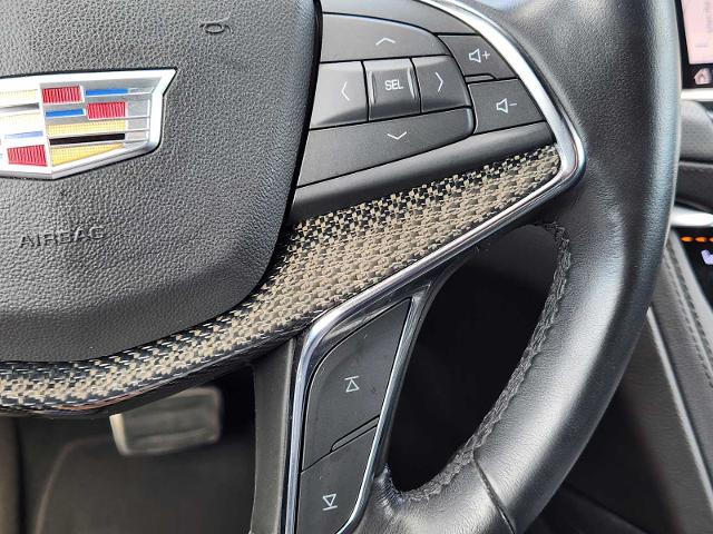 2022 Cadillac XT5 Vehicle Photo in DENTON, TX 76210-9321