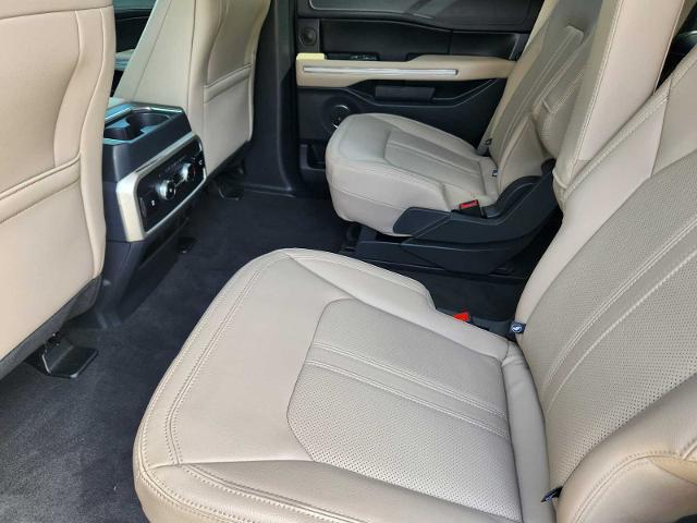 2024 Ford Expedition Vehicle Photo in DENTON, TX 76210-9321