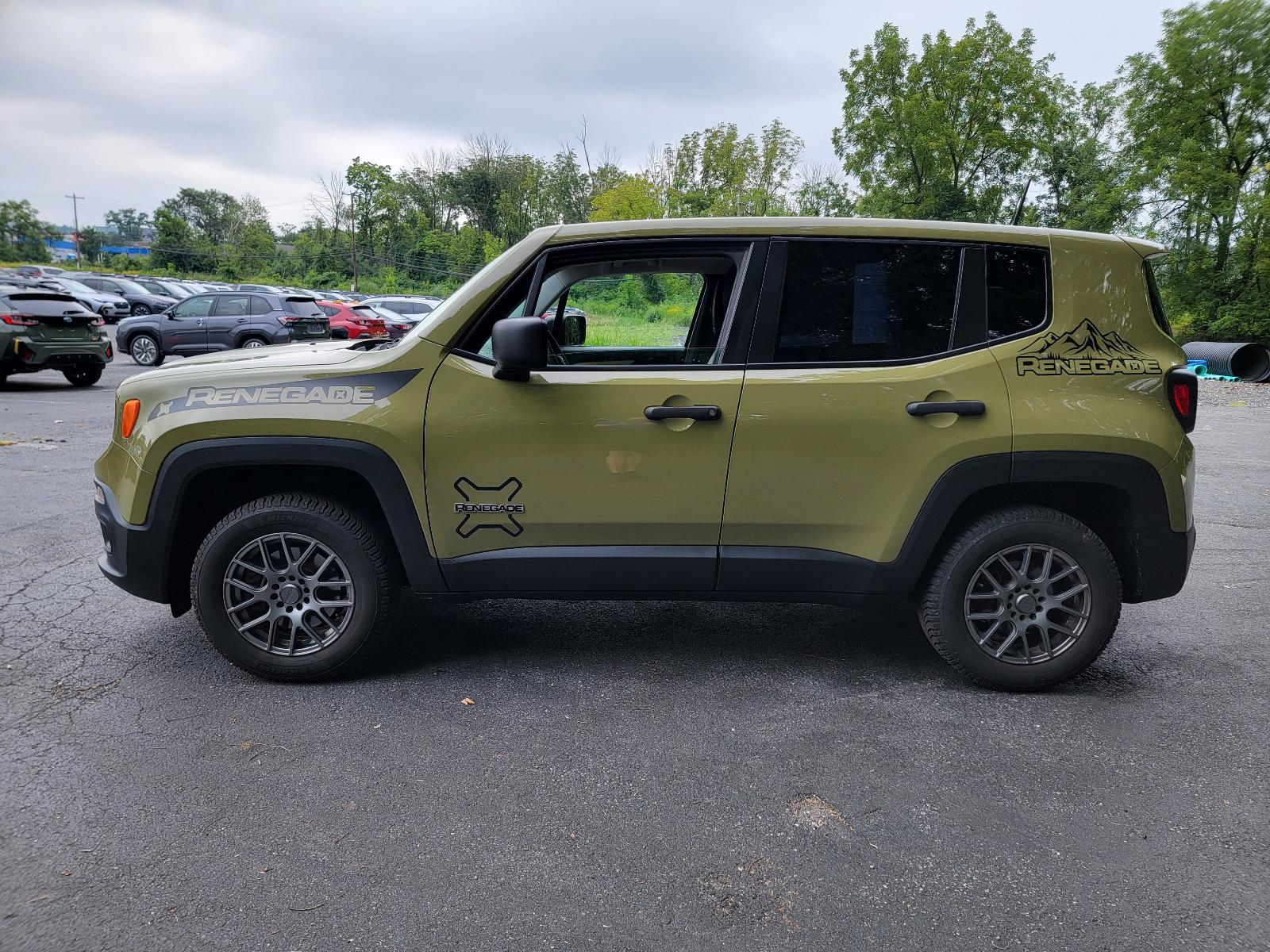 2015 Jeep Renegade Vehicle Photo in Harrisburg, PA 17111