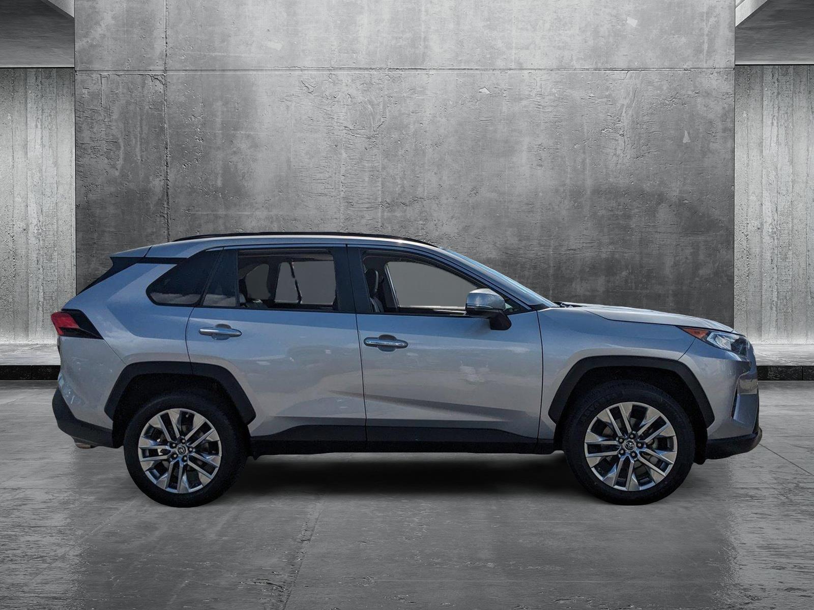 2019 Toyota RAV4 Vehicle Photo in Winter Park, FL 32792