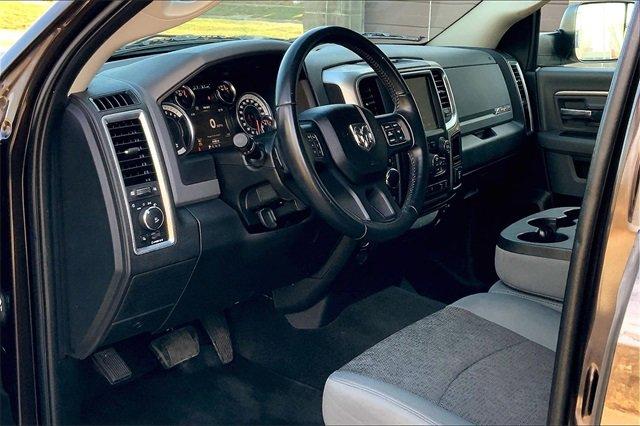 2017 Ram 1500 Vehicle Photo in KANSAS CITY, MO 64114-4502