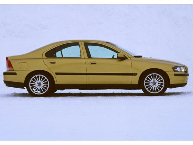 2002 Volvo S60 Vehicle Photo in DALLAS, TX 75244-5909